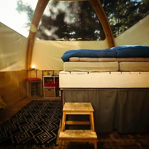 nuit-insolite-en-eco-bivouac-a-20min-dannecy.hotels-rhonealpes.com/